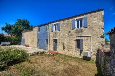/international/fr/villeneuve-la-comtesse-charente-310100580310/?lang=en