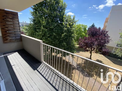 /international/fr/cholet-pays-de-la-loire-310101031992/