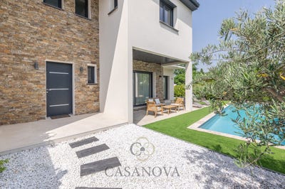 /international/fr/castelnau-le-lez-languedoc-roussillon-310109022845/