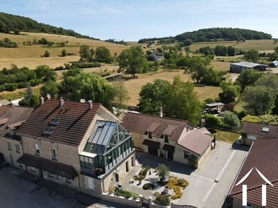 /international/fr/aubigny-les-sombernon-burgundy-310119375285/