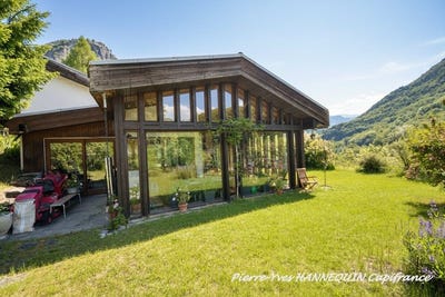 /international/fr/salins-les-thermes-rhone-310108293172/
