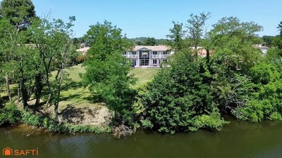/international/fr/villeneuve-sur-lot-aquitaine-310108465364/