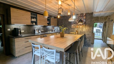 /international/fr/mouthier-haute-pierre-franche-comte-310108000230/?lang=id