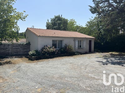 /international/fr/saint-romain-de-benet-charente-310100486685/?lang=zh-tw