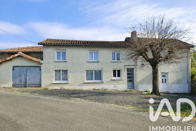 /international/fr/les-pins-centre-val-de-loire-310107290445/