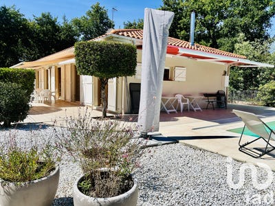 /international/fr/soulac-sur-mer-aquitaine-310101562305/