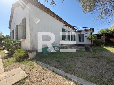 /international/fr/beaucaire-languedoc-roussillon-310109128917/?lang=es
