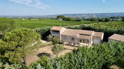 /international/fr/gigondas-provence-alpes-cote-d-azur-310109840441/