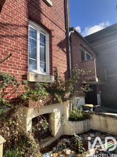 /international/fr/beauvais-ile-de-france-310108484255/