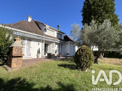 /international/fr/lourdes-midi-pyrenees-310108402129/