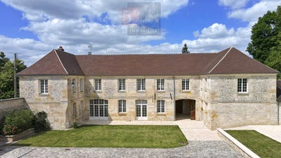 /international/fr/chantilly-picardie-310098890015/