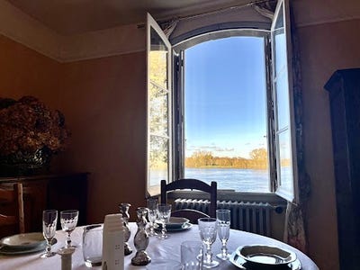/international/fr/montsoreau-pays-de-la-loire-310105029997/