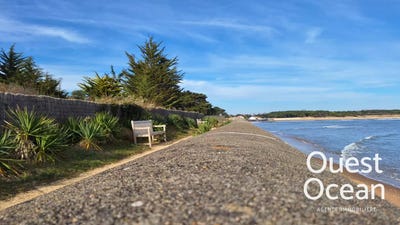 /international/fr/saint-vincent-sur-jard-pays-de-la-loire-310098839962/