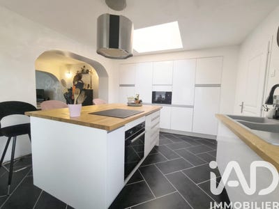 /international/fr/roquetoire-calais-310105381370/