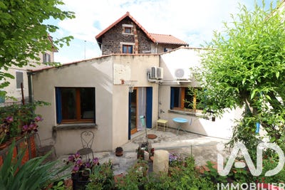 /international/fr/clermont-ferrand-auvergne-310108244681/