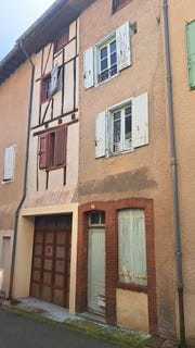 /international/fr/realmont-midi-pyrenees-120090371836/