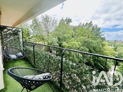 /international/fr/chartres-centre-val-de-loire-310108619076/