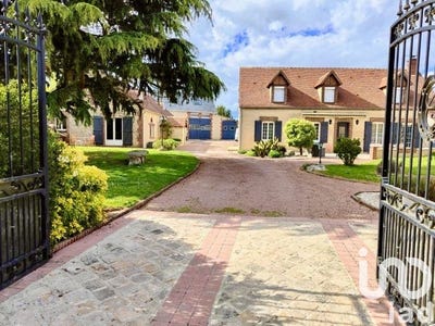 /international/fr/tremblay-les-villages-centre-val-de-loire-310098580757/