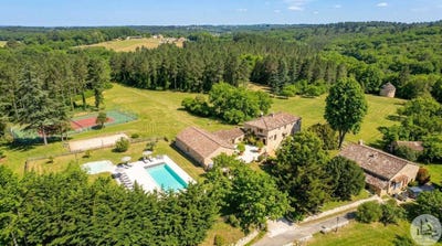 /international/fr/monflanquin-aquitaine-310106913299/