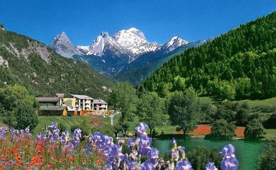 /international/fr/le-lauzet-ubaye-provence-alpes-cote-d-azur-310110429488/