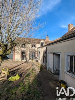 /international/fr/mont-saint-sulpice-burgundy-310104918481/