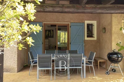 /international/fr/sainte-lucie-de-porto-vecchio-corsica-310100608803/