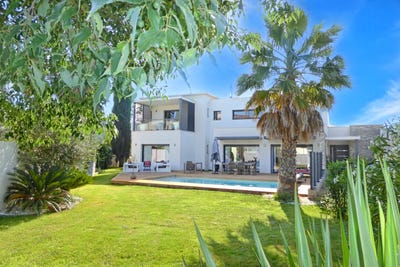 /international/fr/castelnau-le-lez-languedoc-roussillon-310105775432/