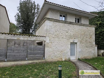 /international/fr/angouleme-charente-310106549009/