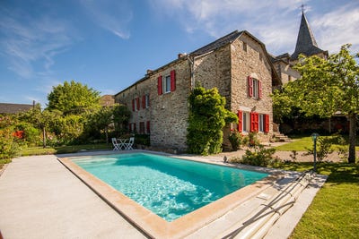 /international/fr/sauveterre-de-rouergue-midi-pyrenees-310107559509/