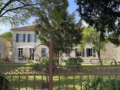 /international/fr/condom-midi-pyrenees-310107625239/