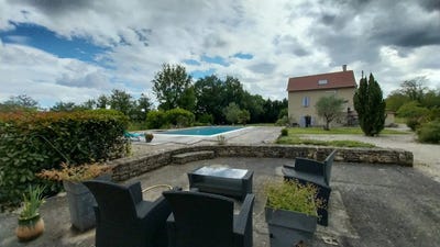 /international/fr/caylus-midi-pyrenees-310108188482/