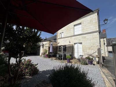 /international/fr/bourgueil-centre-val-de-loire-310110121689/