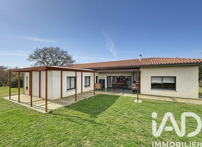 /international/fr/mirande-charente-310104130931/