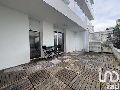 /international/fr/la-rochelle-franche-comte-310100784396/