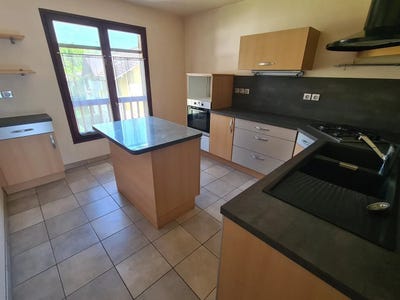 /international/fr/gilly-sur-isere-rhone-310108486929/