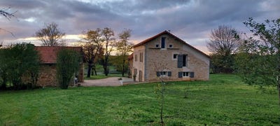 /international/fr/la-capelle-balaguier-midi-pyrenees-310103371086/