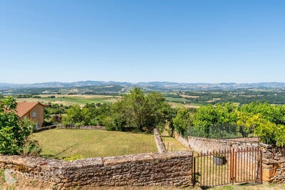 /international/fr/charnay-rhone-310100960473/?lang=zh-tw