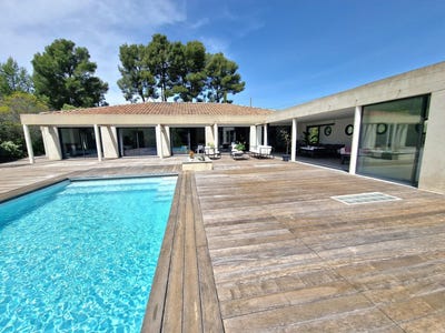 /international/fr/le-beausset-provence-alpes-cote-d-azur-310100041947/?lang=zh-tw