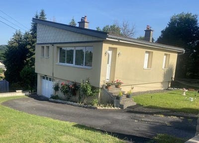 /international/fr/ydes-auvergne-310108843016/