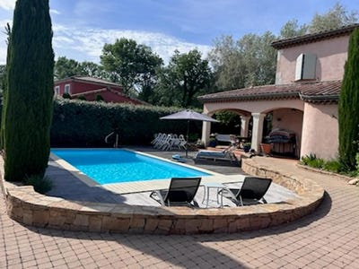 /international/fr/montboucher-sur-jabron-rhone-310107968568/
