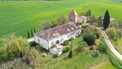 /international/fr/saint-lys-midi-pyrenees-310100494551/