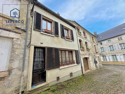 /international/fr/la-ferte-milon-picardie-120096862798/