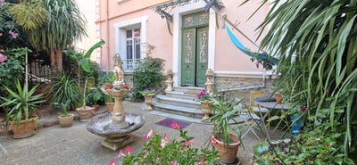 /international/fr/ille-sur-tet-languedoc-roussillon-310109238752/