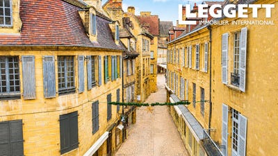 /international/fr/sarlat-la-caneda-aquitaine-310109093447/