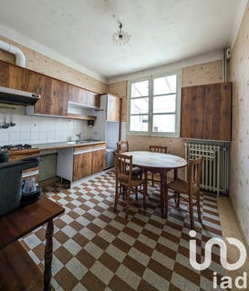 /international/fr/allonnes-pays-de-la-loire-310100696954/
