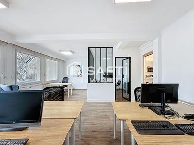 /international/fr/nantes-pays-de-la-loire-310100548807/