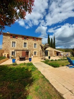 /international/fr/le-cannet-des-maures-provence-alpes-cote-d-azur-310101110930/