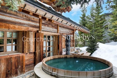 /international/fr/courchevel-rhone-310103764997/