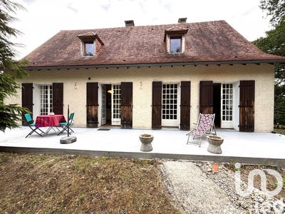 /international/fr/champcevinel-aquitaine-310101228908/