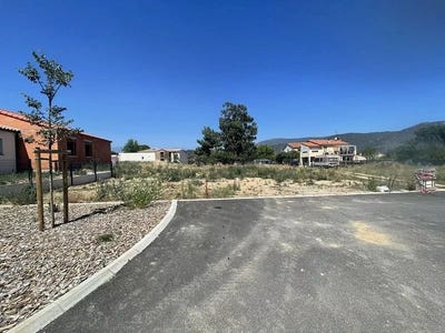 /international/fr/vinca-languedoc-roussillon-310108899395/?lang=th